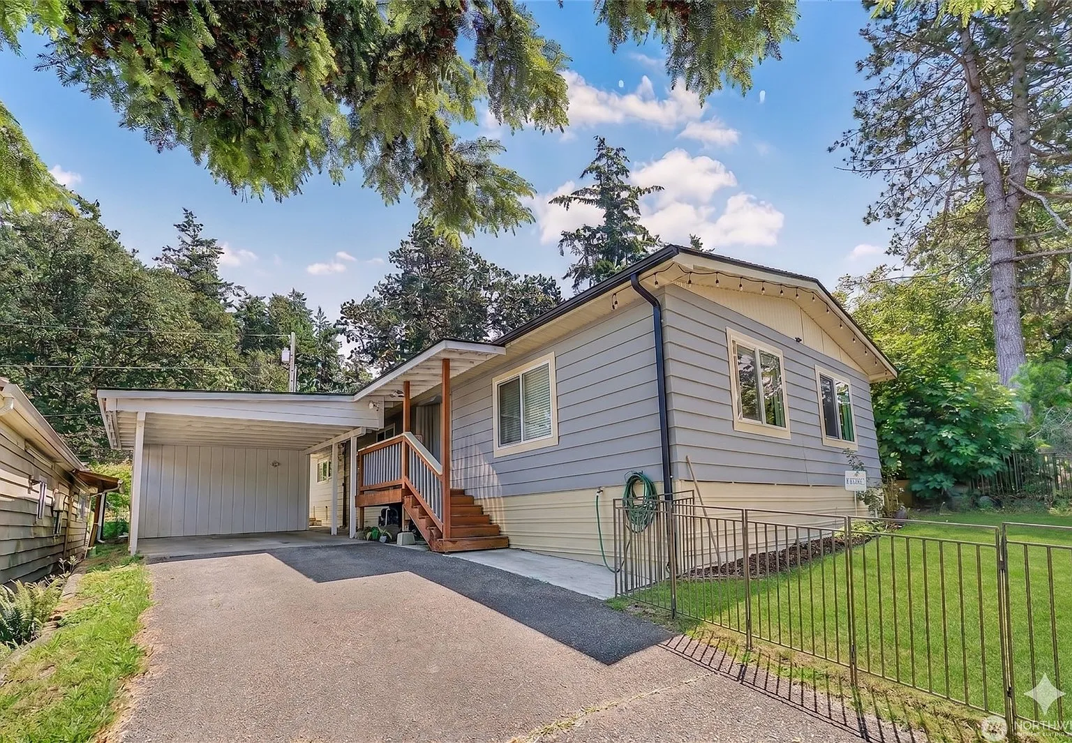 3 bed, 1435 sqft, $2,800 — Photo 1