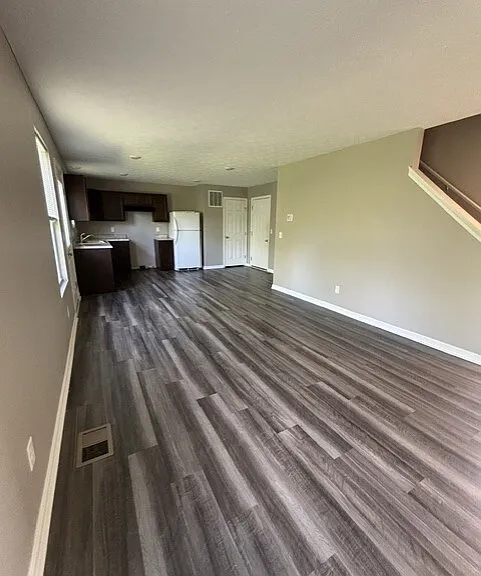 2180 Pine Valley Dr — Photo 5