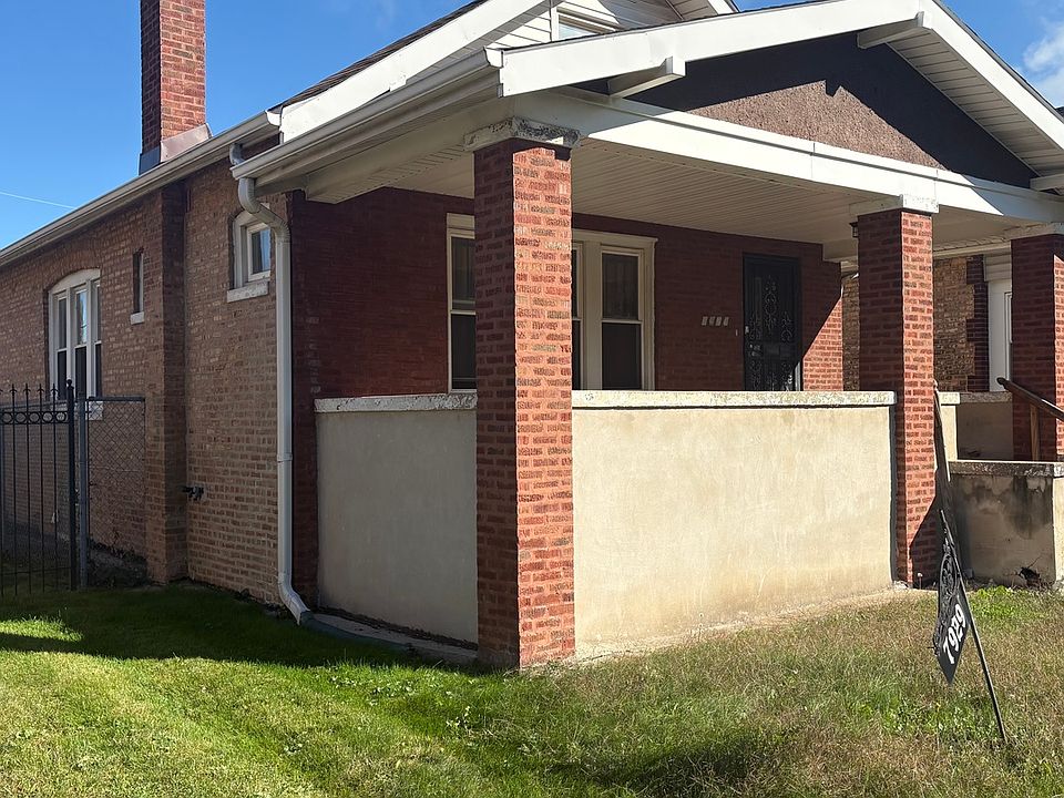 2nd image of 7929 S Bennett Ave