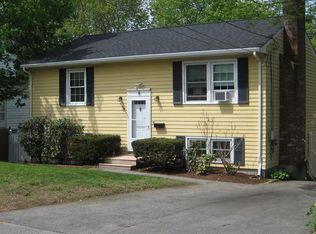 5 Wood St, Hudson, MA 01749