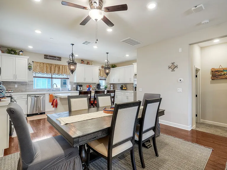 1576 Castillo Way — Photo 14