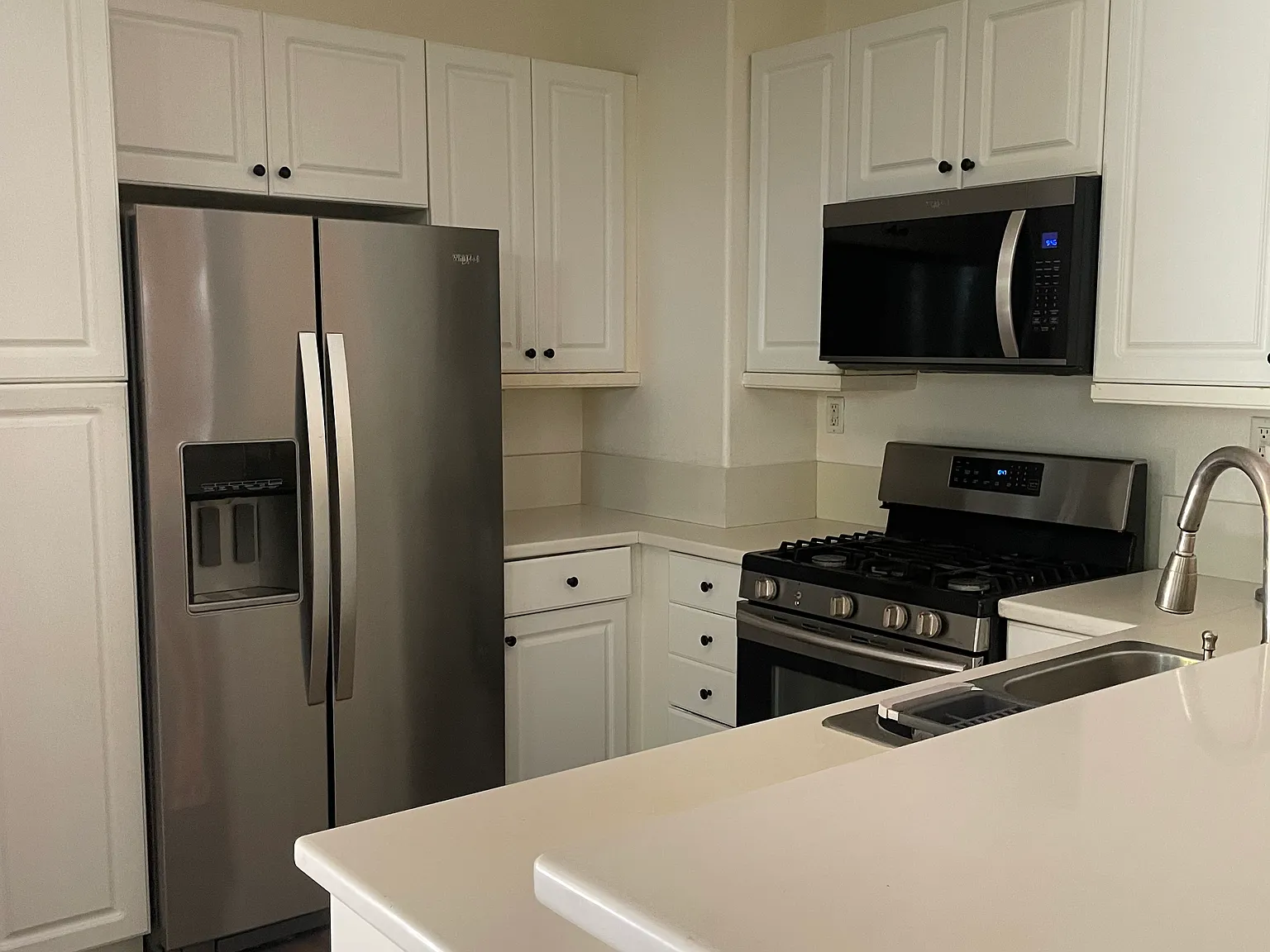 2 bed, 1300 sqft, $1,100 — Photo 4