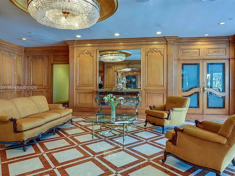 700 Biltmore Way #1216 — Photo 22