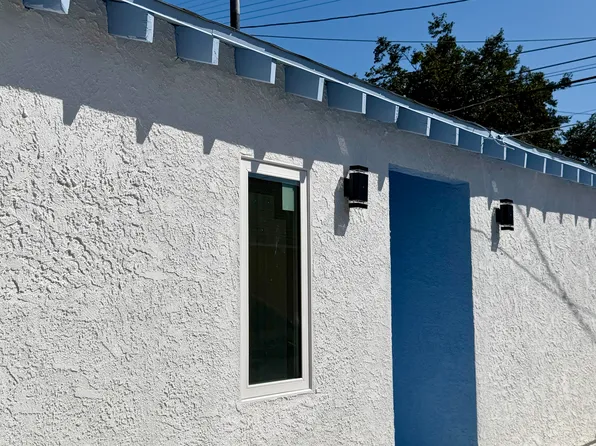 (undisclosed Address), Los Angeles, CA 90062