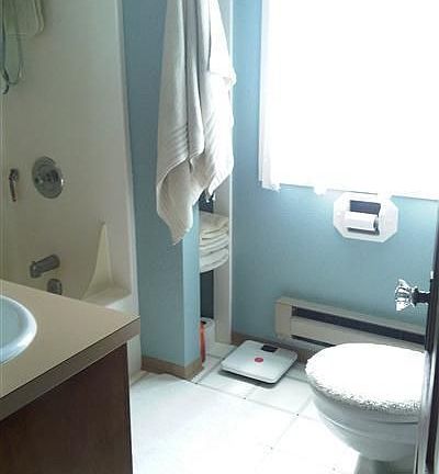 Very functional and cute bath!