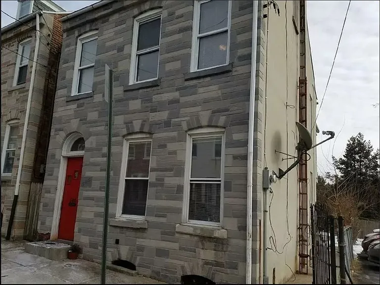 546 High St — Photo 20