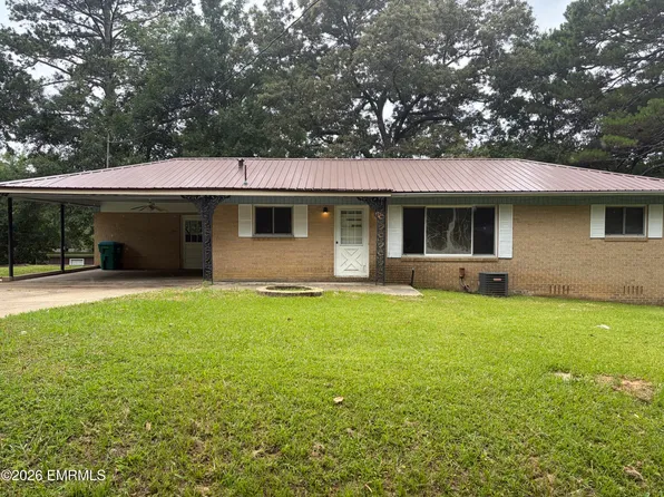 8 Robin Ln, Meridian, MS 39305