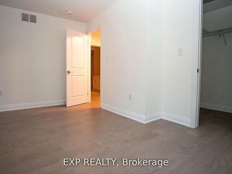 445 Ontario St S #105 — Photo 2