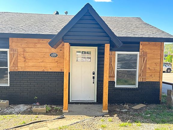 2nd image of 1890 W Kaywood Ln #1