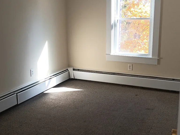 85 Pine St #3F — Photo 5