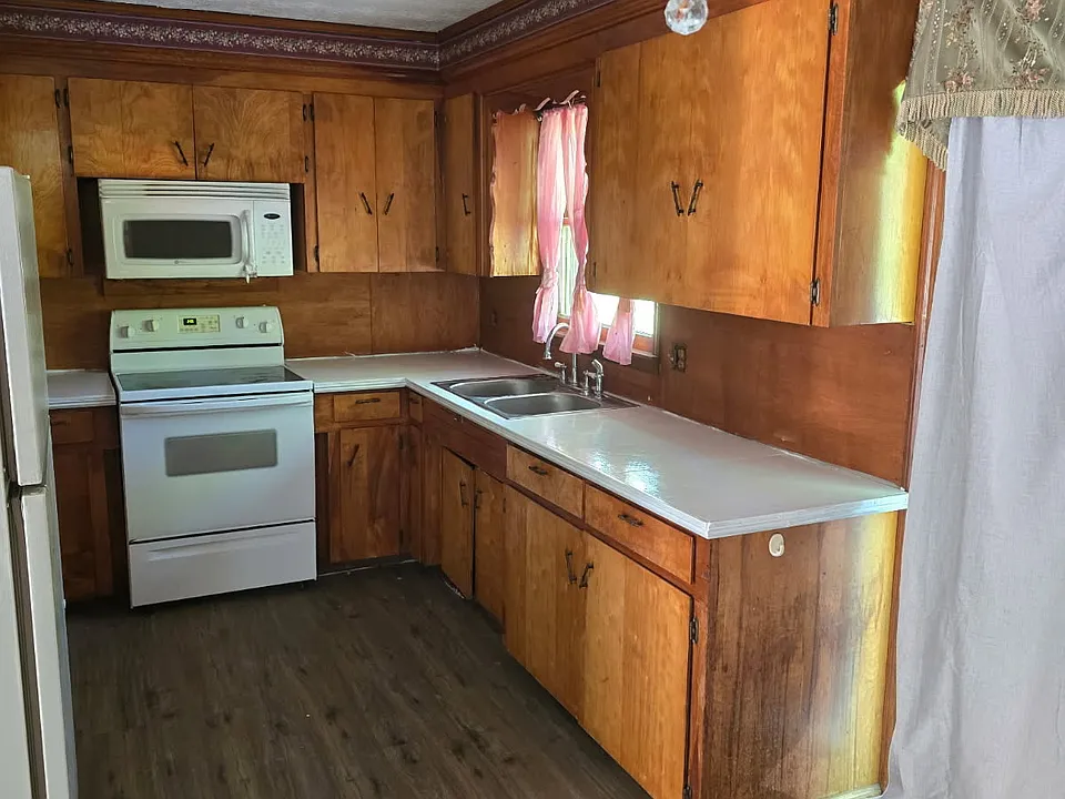 481 Charlie Brown Rd