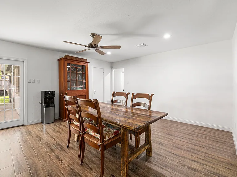 22610 Coriander Dr — Photo 12
