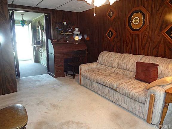 4th image of 32 Honduras Ln