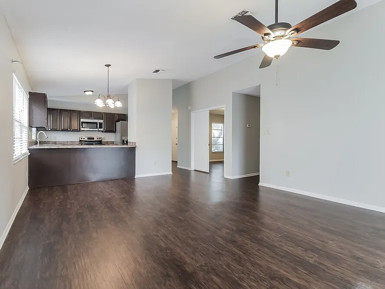 456 Copperstone Cir — Photo 4