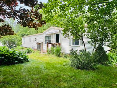 3 Englewood Drive, Raymond, NH, 03077