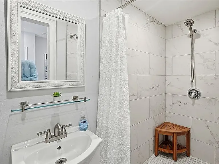 855 28th Ave N #2 — Photo 8
