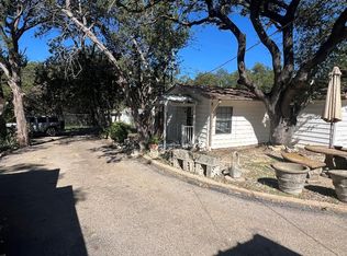 128 Circle Rd, Whitney, TX 76692