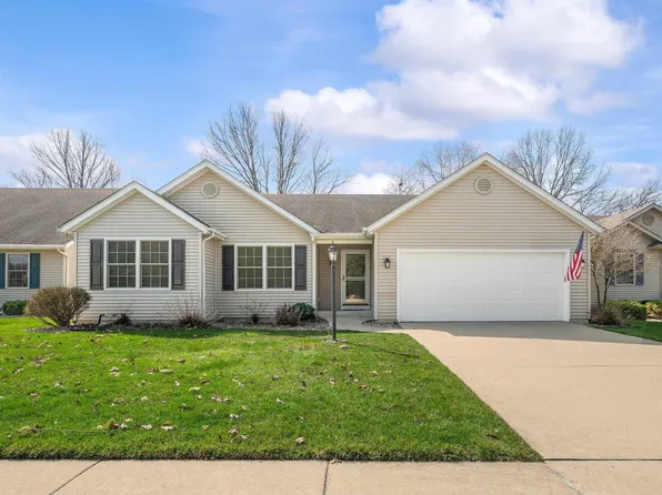 966 Tealwood St, South Bend, IN 46614