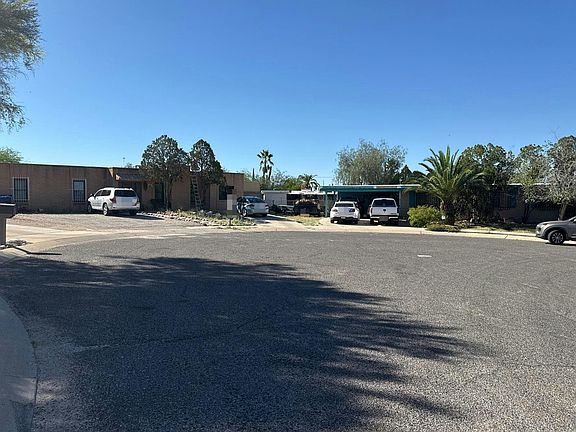 4th image of 3121 S Edward Ave