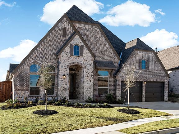 2nd image of 3801 Redbud Dr