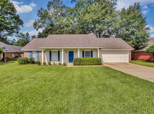 122 Holmar Dr, Brandon, MS 39047