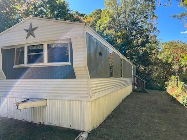 3001 Doolittle Way, Cosby, TN 37722