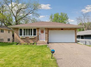 3023 Golden Valley Rd, Golden Valley, MN 55422