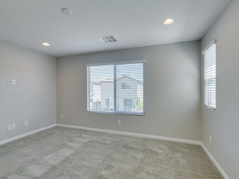10021 Silver Comet Ct — Photo 35
