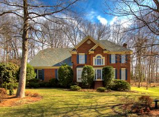 2201 Normandstone Dr, Midlothian, VA 23113