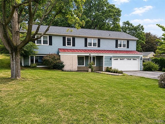 2nd image of 102 Trent Ln