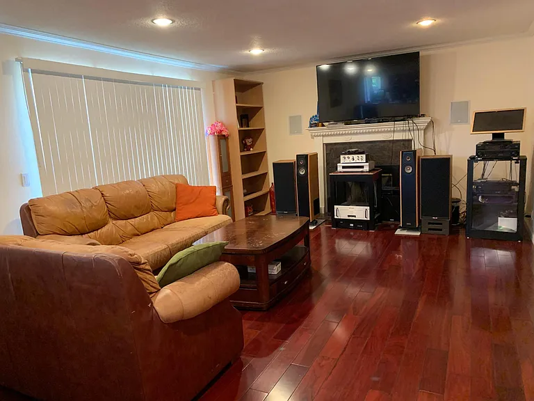 6171 Tracel Dr — Photo 3