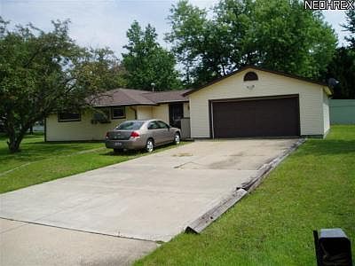 2nd image of 9555 Nita Ln