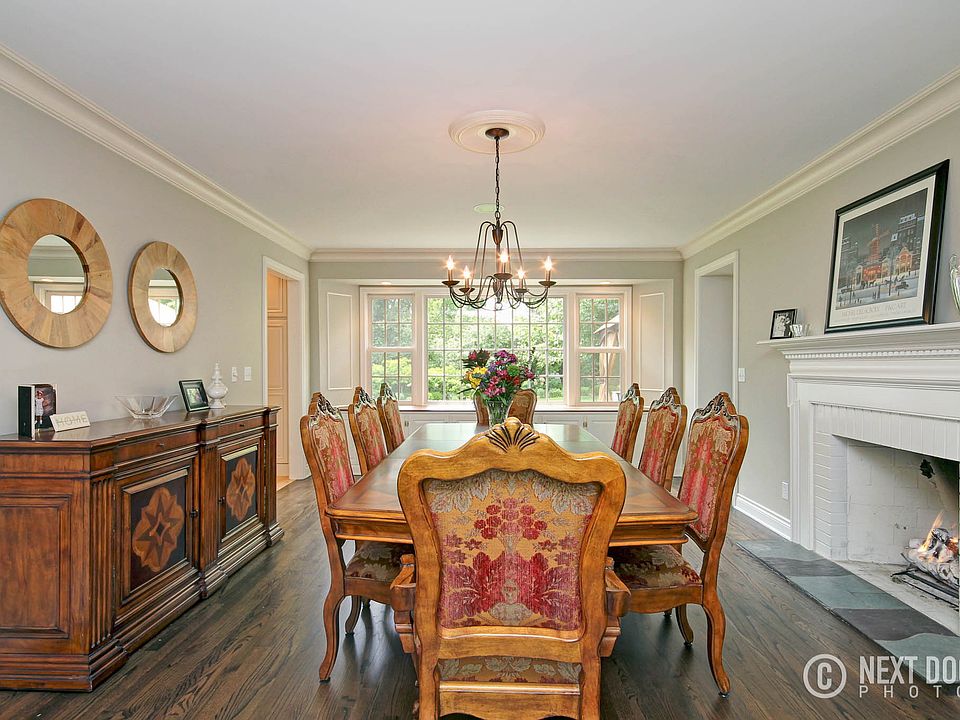 1st image of 315 Gracewood Dr SE