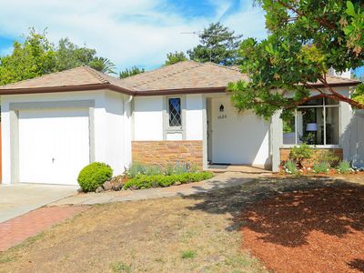 1020 Henderson Ave, Menlo Park, CA, 94025