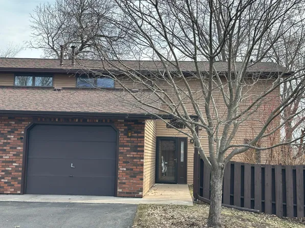 434 E 11th St APT I, New Richmond, WI 54017