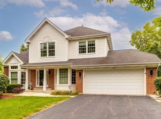 1341 E Thacker St, Schaumburg, IL