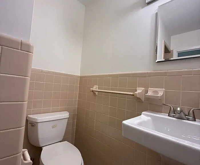 112 N Carolina #218 — Photo 14