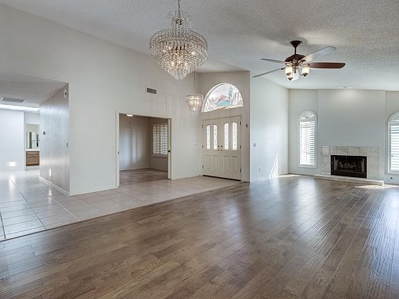 2nd image of 26042 S Hollygreen Dr