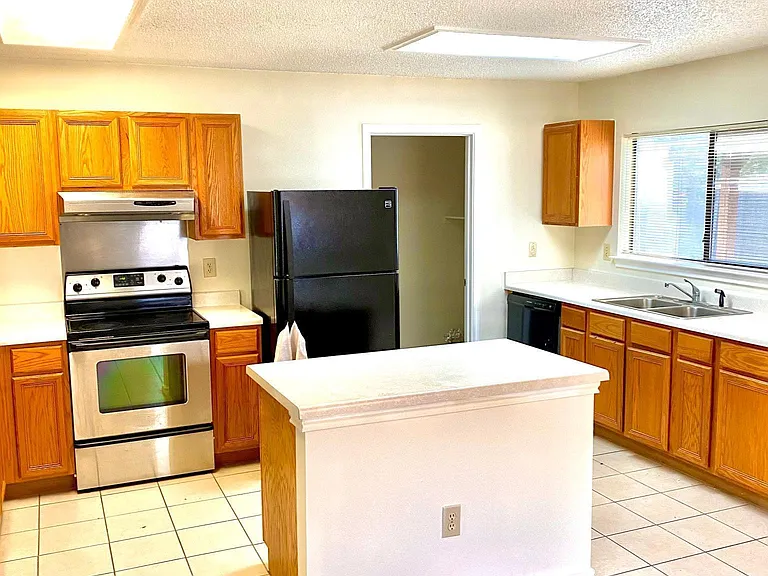 Open Kitchen
