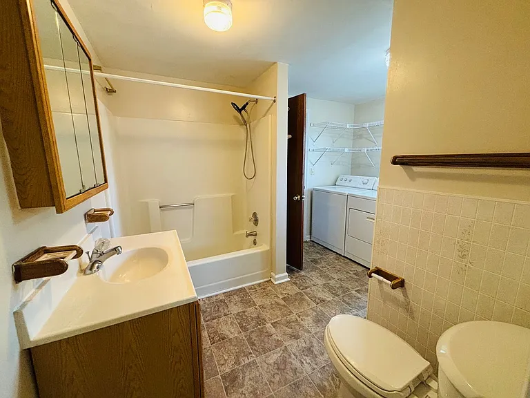 1806 Brooksfield Rd — Photo 14