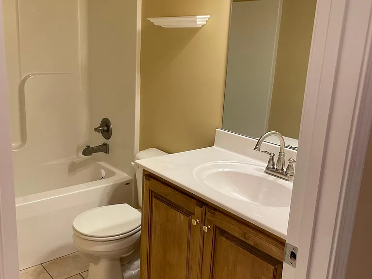692 Pleasant Meadow Ln — Photo 10