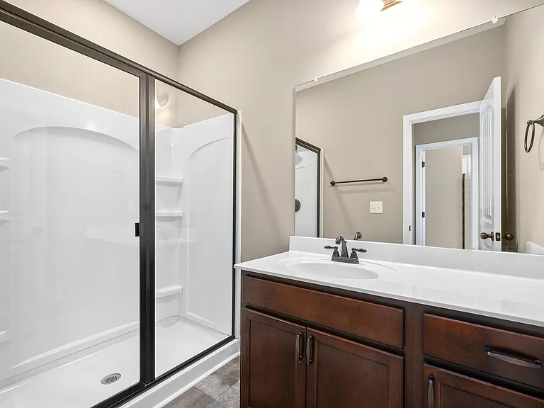 172 Dundee Dr — Photo 23