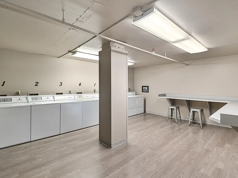 270 E Highland Ave #432 — Photo 22