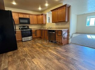 6941 S Village River Ln APT I-01, Midvale, UT 84047