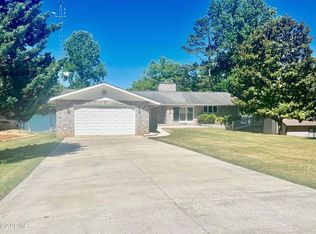 656 E Norris Point Rd, La Follette, TN 37766