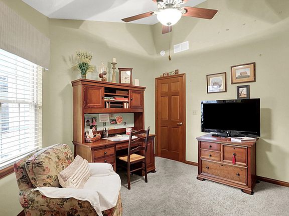 5th image of 3704 S Cedar Cove Ct #6