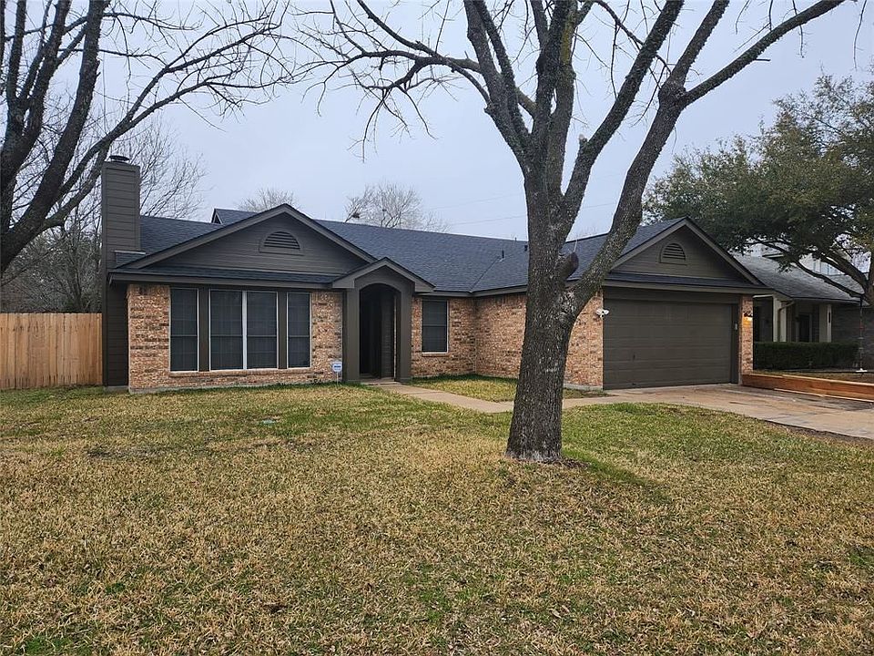 1st image of 201 Quail Cir