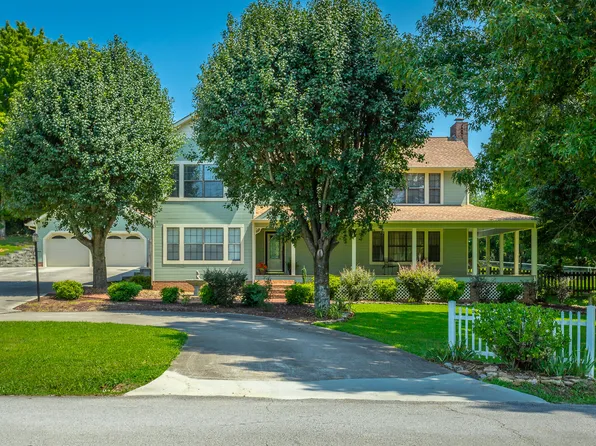 7913 Kittrell Ln, Ooltewah, TN 37363