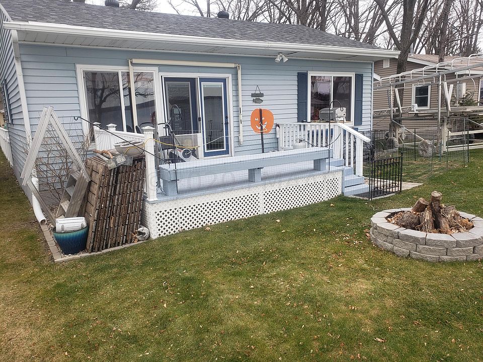 1st image of 36676 Oak Point Dr