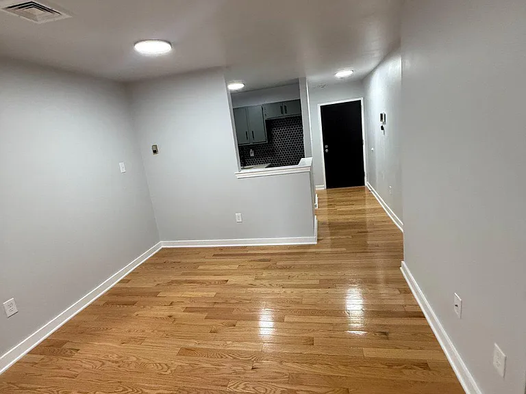713 N 16th St #2 — Photo 7
